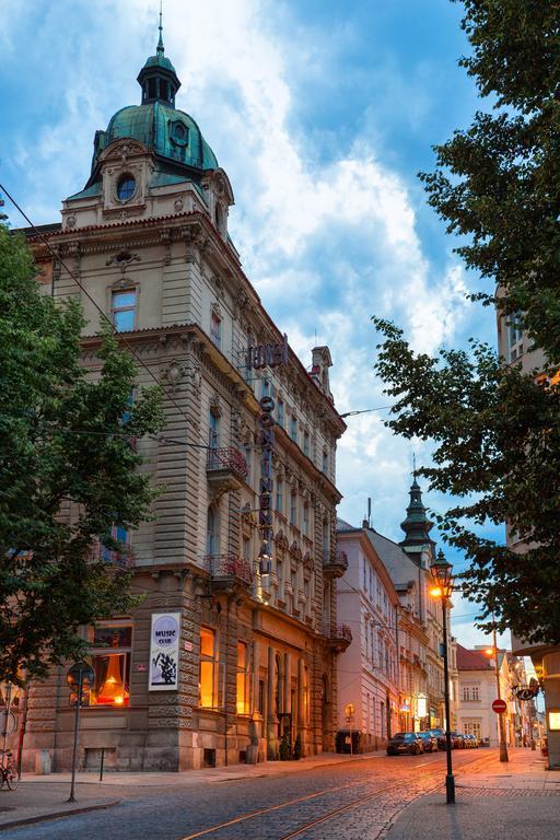 Hotel Continental Plzen Bagian luar foto