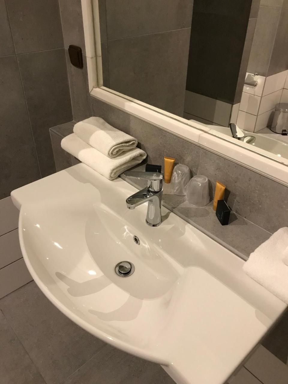 Hotel Continental Plzen Bagian luar foto